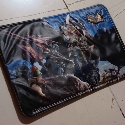 Monster Hunter 3DS XL Case like new, original Nintendo accessory
