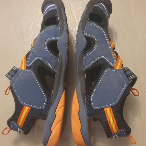 Primigi PMG Aquasprint Fisherman Sandals size 34 like new, blue and orange