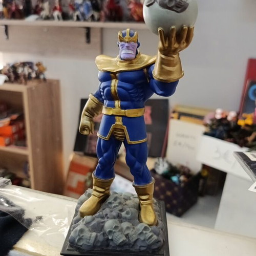 Thanos collectible figure Marvel 2018 used