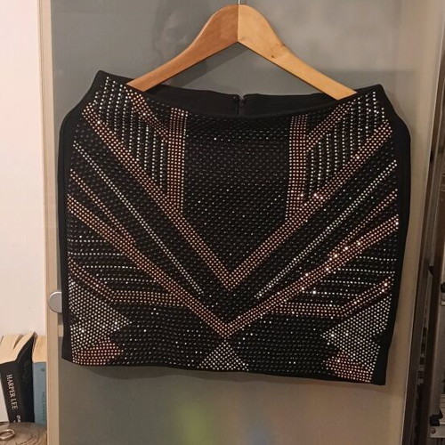 H&M mini skirt like new, black with shiny stones