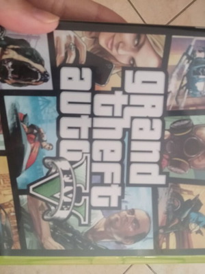 Grand Theft Auto V5 Xbox 360 used, 2 discs