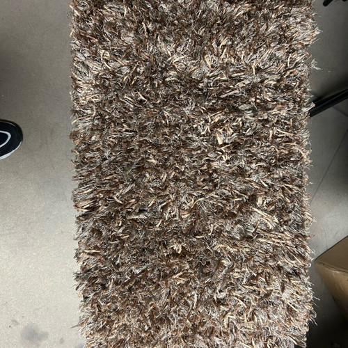 Rug like new, dimensions 0.70x0.40