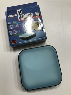 Aidata CD Carrier: σκληρή θήκη μεταφοράς 24 CD ή DVD