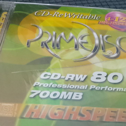 Primedisk CD-RW 80 pack sealed with one cracked case