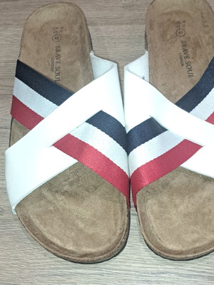 Brave Soul London men's slippers like new, size 43.5