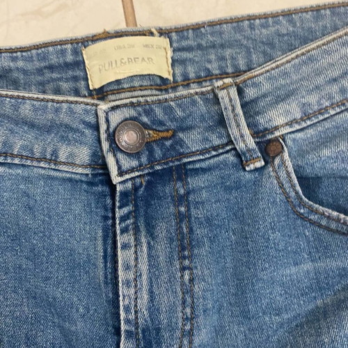 Pull & Bear men's denim bermuda shorts like new, size 32, blue