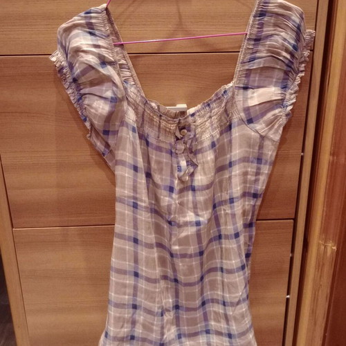 Blouse like new, comfortable summer fit, medium size