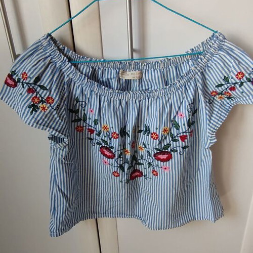 Zara girls blouse 13-14 years striped with embroidered flowers like new