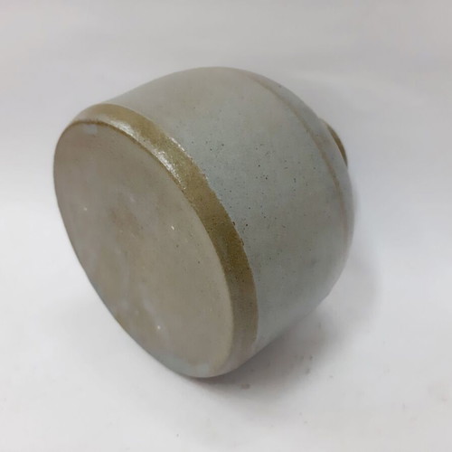 Vintage ceramic vase like new, 13 cm, decorative motif