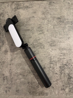Selfie stick καινούργιο, δεν έχει χρησιμοποιηθεί ποτέ