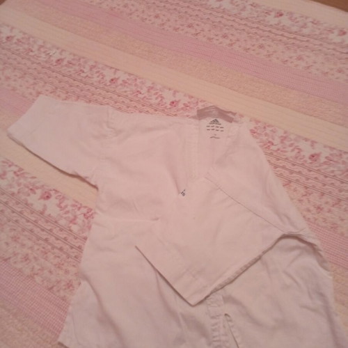 Adidas karate top like new
