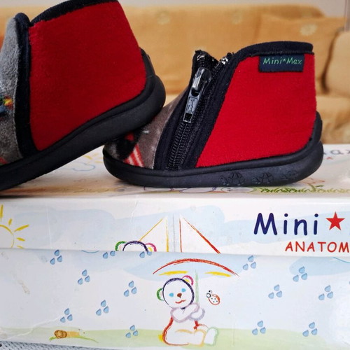 Baby slippers Mini max No20 anatomical leather like new