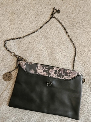 Authentic Y Not crossbody bag black like new