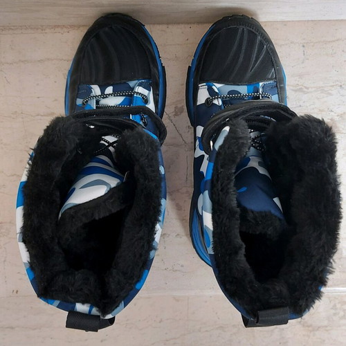 Waterproof boots new, size 36, black and blue