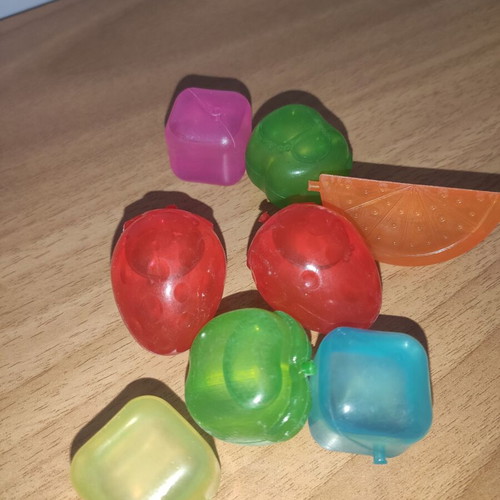 Reusable silicone and plastic ice cubes fruit shapes set of 8