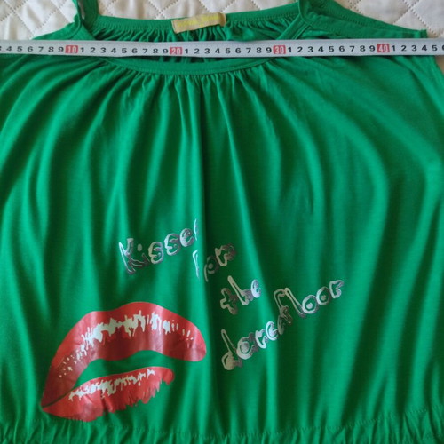 Women's top like new, green, with waist ties, size M