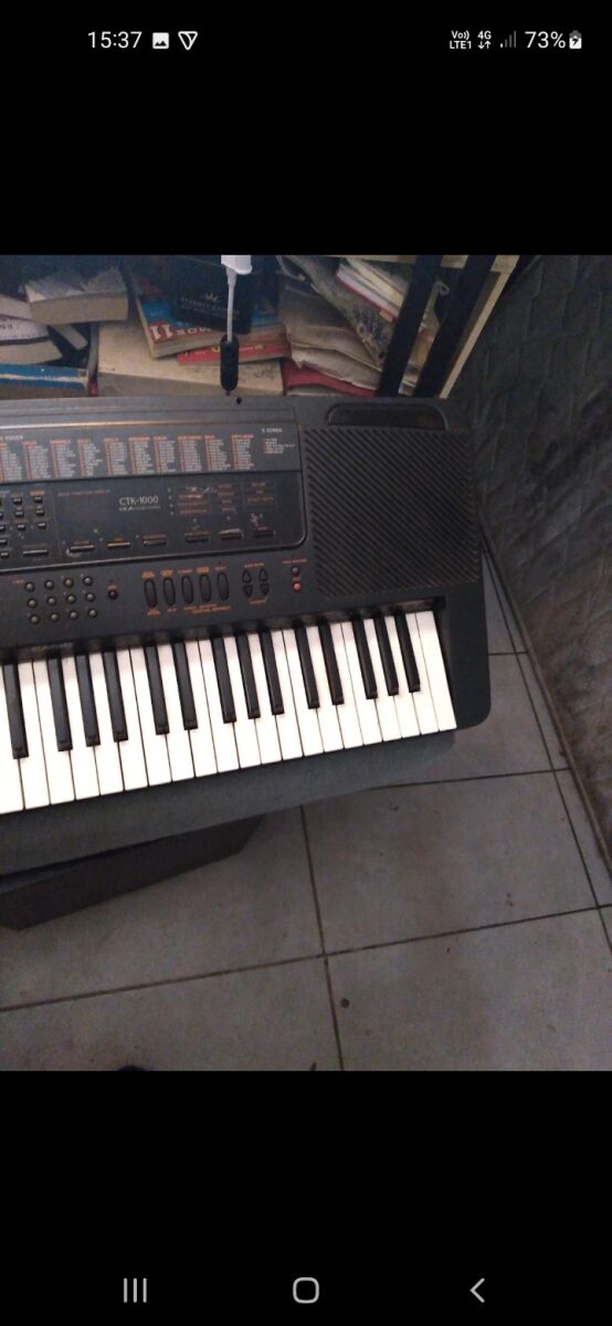 Casio CTK-1000 synthesizer keyboard… - € 100,00 - Vendora.cy