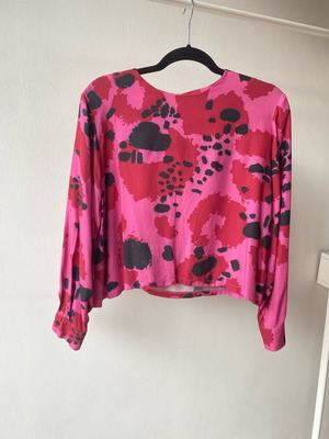 Klelia Andrali crop top pink leopard like new, medium size