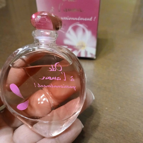 Ode a L'Amour Passionnement Yves Rocher perfume 30 ml used