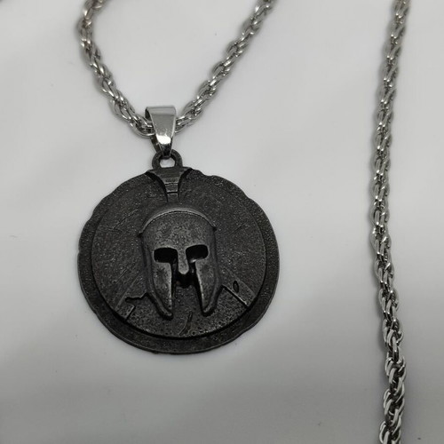 Ancient Spartan Helmet Pendant with Rope Chain like new