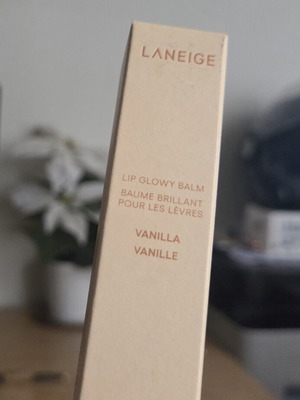 Laneige Lip Glowy Balm Vanilla new, unused