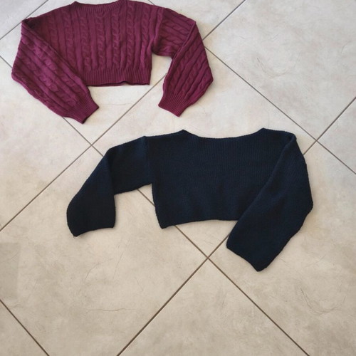 Shein knitted crop sweaters like new, black and red, size M