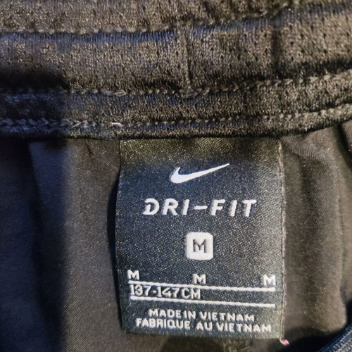 Nike Dri-Fit Academy kids' sports shorts, black, size M