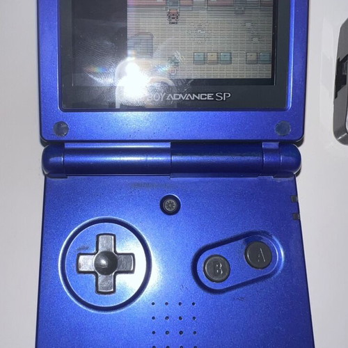 Gameboy Advance SP 001 handheld console