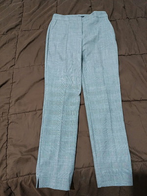 Zara women's pants with straight leg gray like new