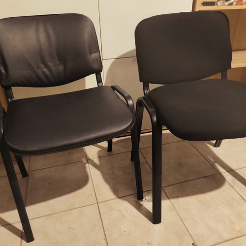 Set of 2 visitor chairs, one leather and one fabric