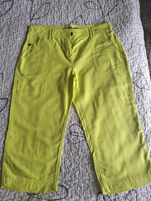 Lime capri crop pants Style like new, green and yellow
