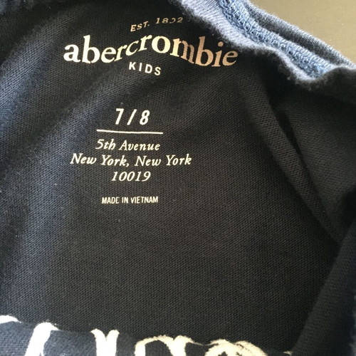T-shirt Abercrombie & Fitch for girl 7-8 years, like new, dark blue