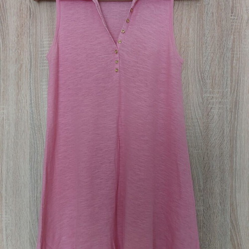 ZARAKNIT Pink Sleeveless Top Medium Used With Collar And Buttons
