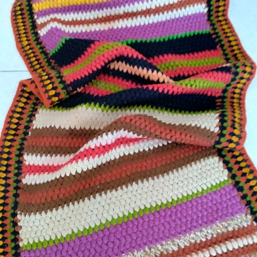 Handmade knitted throw like new, large, 390x50 cm