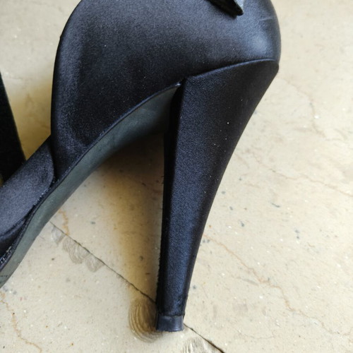 Pedro Garcia satin women's dance sandals like new, size 39, black
