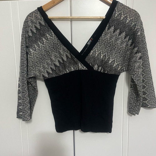 Women's set skirt and blouse used, black with silver thread, size S