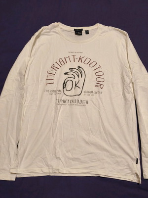 Μακρυμάνικη μπλούζα Funky Buddha μεταχειρισμένη, άσπρη, XXL