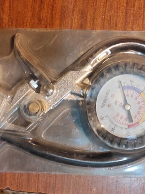 Unitair STG-03-SPL air pressure gauge new for cars, trucks and buses