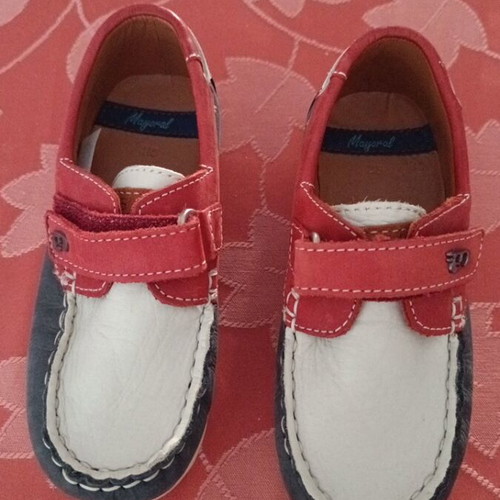 Mayoral children's moccasins size 25 new, soft, with scratches