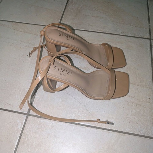 Nude heels Simmi London size 37 like new, 8 cm heel