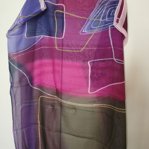 Scarf like new, airy with fuchsia, purple and blue shades