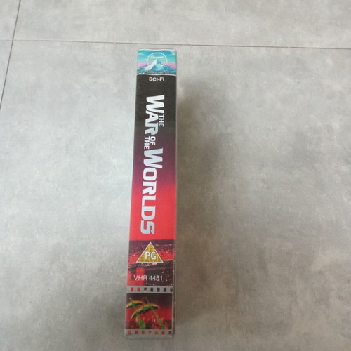 War of the Worlds VHS used, 1980s movie