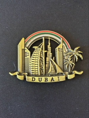 Metal Dubai fridge magnet like new