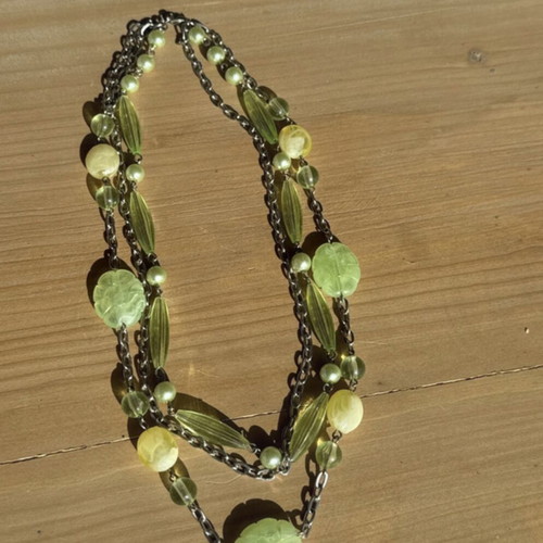 Necklace Fwo Bijou like new, green