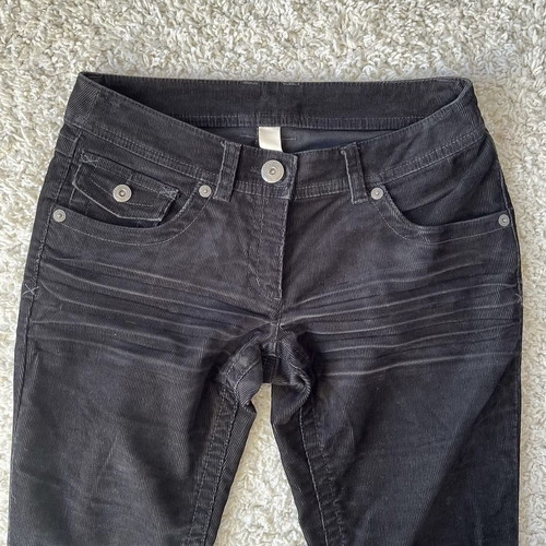 Cotton corduroy mid waisted black pants used, size 38