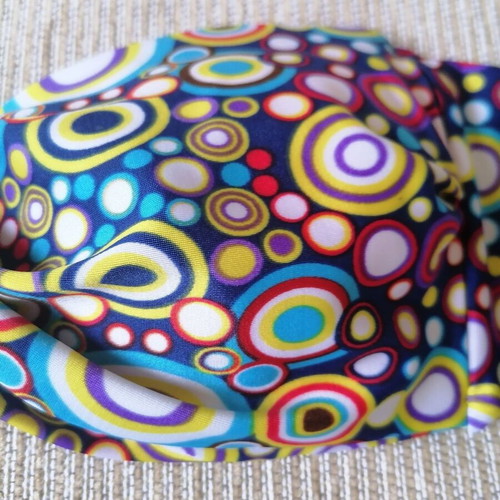 Swimwear top like new, size L-XL, multicolored