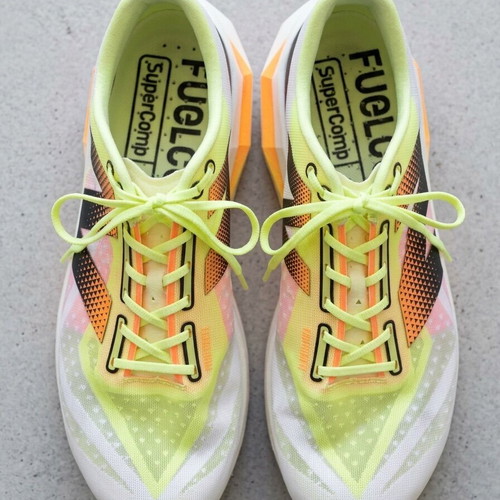New Balance FuelCell SuperComp Elite v4 running shoes like new, size 44