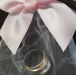 Two-tone women's ring like new, size 57