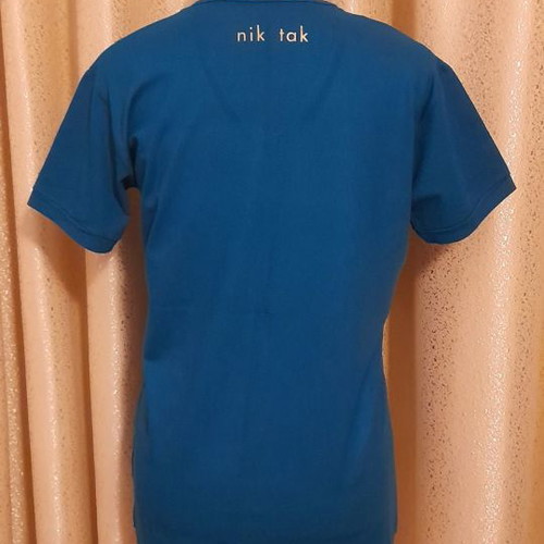 Short-sleeve printed t-shirt like new, size L-XL, petrol color