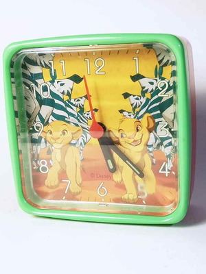 Lion King analog table clock like new with alarm